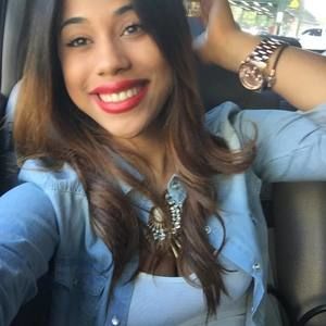 Meet your Posher, Dania